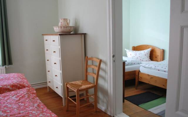 Spacious Apartment With Garden in Boisendorf