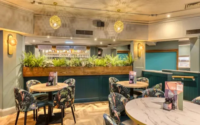 Premier Inn Glasgow Airport