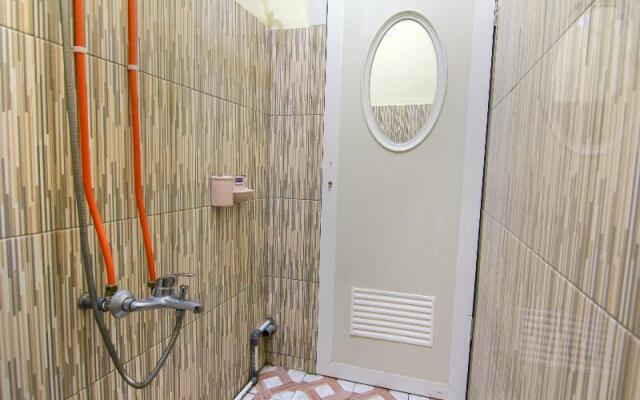 Ratu Residence by OYO Rooms