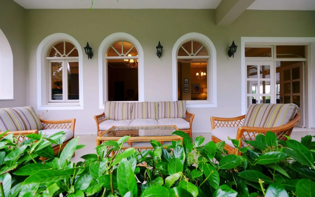 Platy Beach Hotel