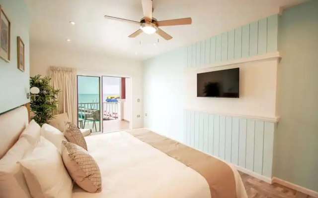 Bartolome Oceanfront Suites