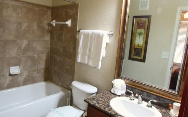 Bella Piazza Resort-Four Bedroom Condo - 903/815 FEM