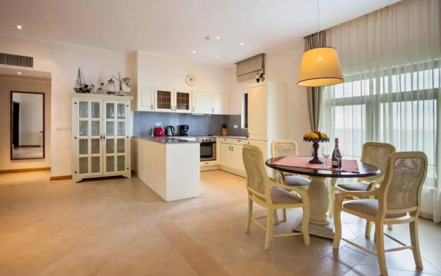 Thracian Cliffs Owners Apartments