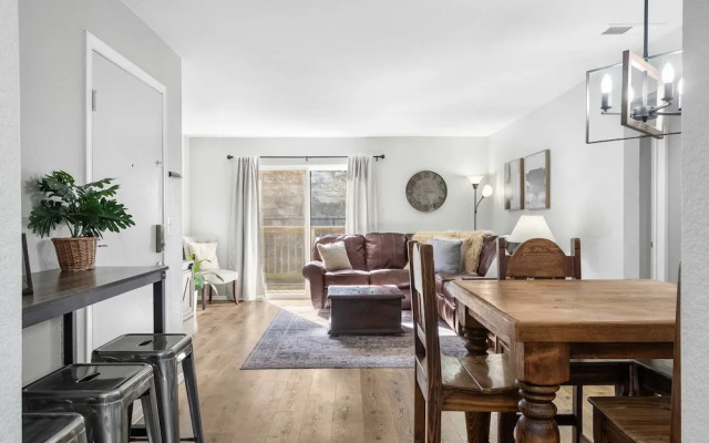 Tranquil Getaway For 8