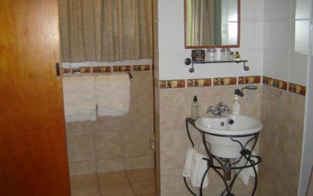 Cedar Lodge Guest House