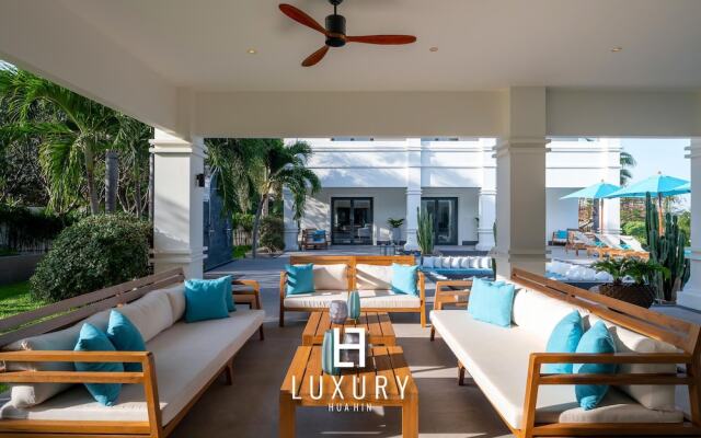 Luxury 5 Bedroom Pool Villa B11B