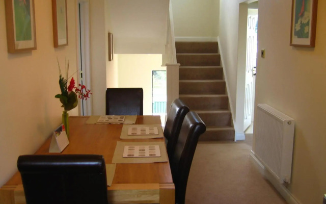 Simpson's Apartments