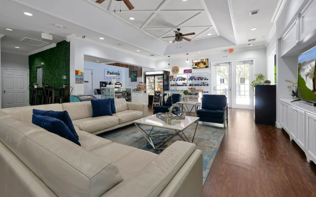 Cozy 4BR Disney Vacation Home7-104
