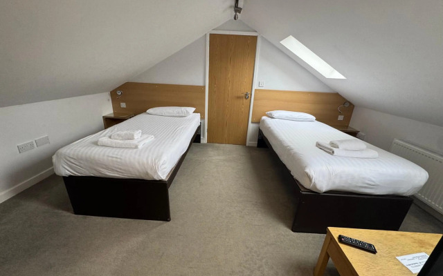 Gidea Park Hotel