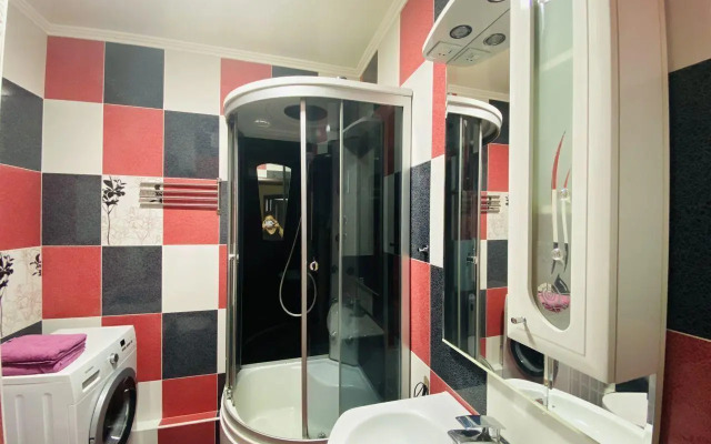 Апартаменты «НЕЖНОСТЬ В ЦЕНТРЕ СОБЫТИЙ« на улице Гаражная 67