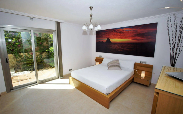 Costa Ibiza Villa