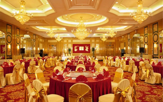 Dalian East Hotel