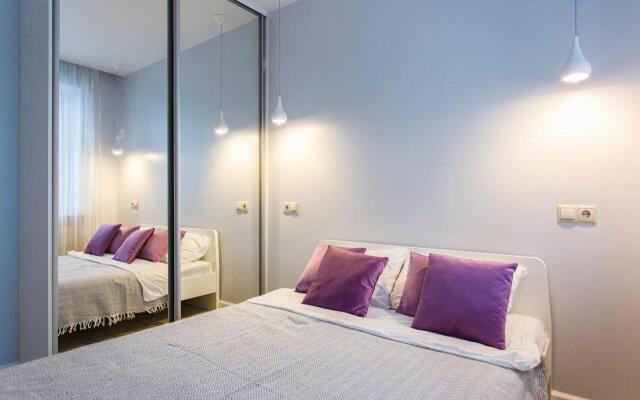 Moment House (Момент Хаус) на улице Народного Ополчения