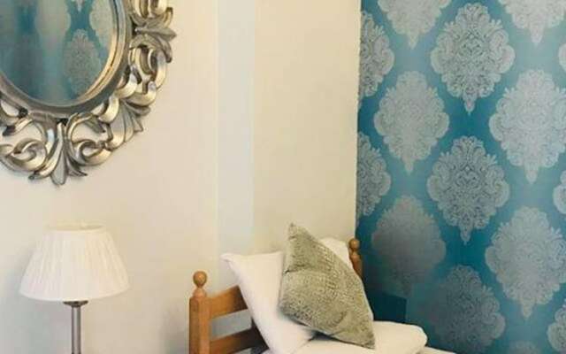 Lochside Guest House