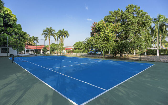 Hotel y Centro Vacacional Sunrise