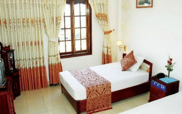 Phong Nha Hotel Hue
