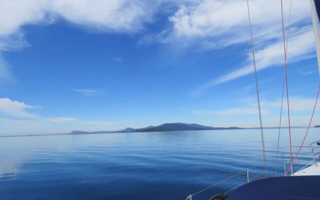 Sailtas - Sailing Charters to Bruny Island - Adults Only