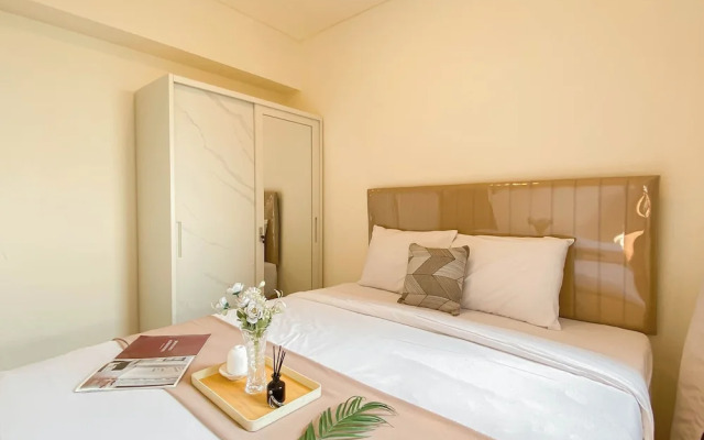 Warm And Cozy 2Br Meikarta Apartment