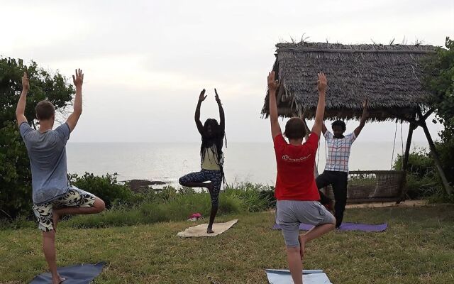 Pangani Cliffs Lodge