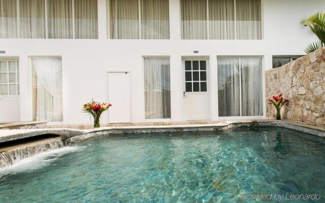 Gaia Hotel And Reserve 