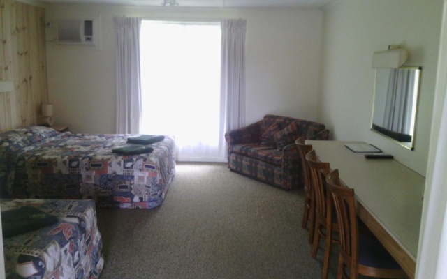 Snowy River Lodge Motel — 3-star hotel in Newmerella