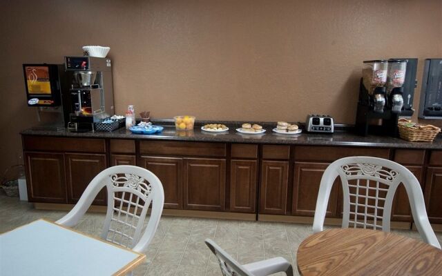 Cedarwood Inn of Ashland