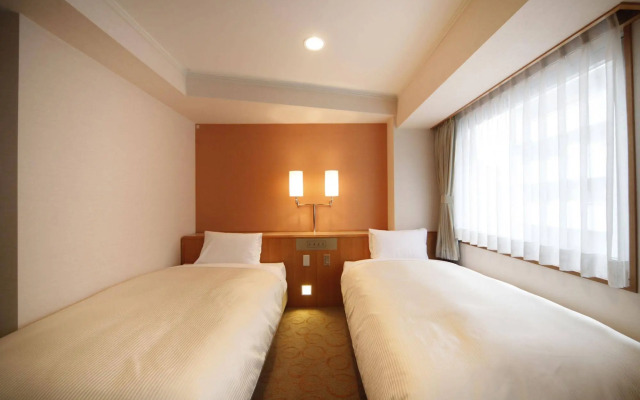 Vessel Inn Ueno Iriya Station