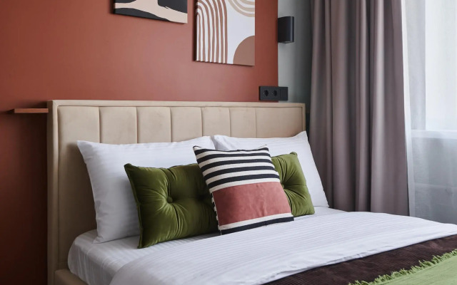 Два города на проспекте Ленинский 158