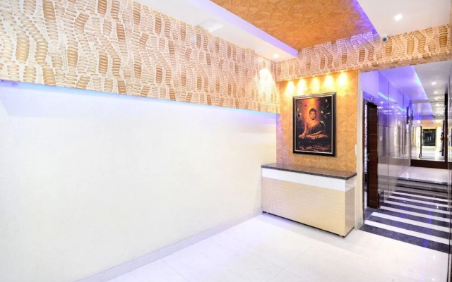 Collection O Hotel Platinum Inn And Suites