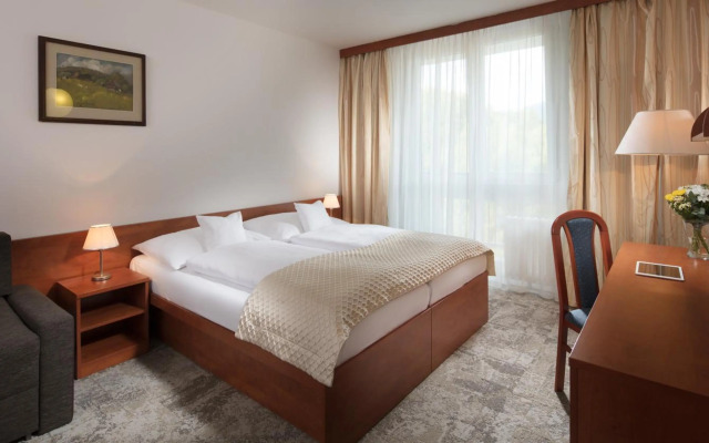 Pinia Hotel & Resort