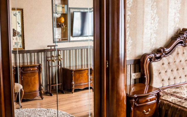 Beautiful apartment D.Galytskogo