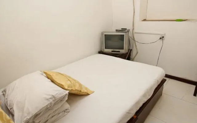 Baoji Yijia Hostel
