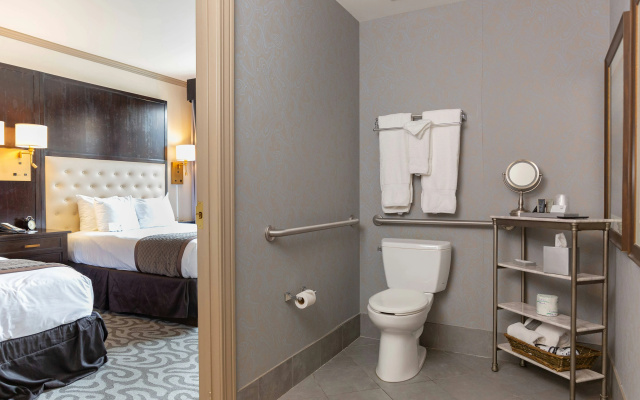 Hotel Blackhawk, Autograph Collection