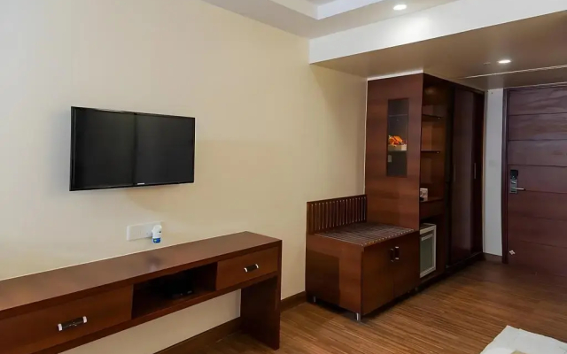 Hotel Page One