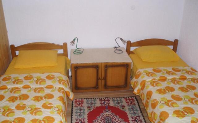 Guest House Tara Canyon