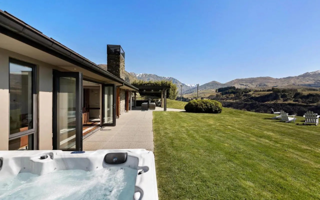 Tucker Beach Haven With Spa