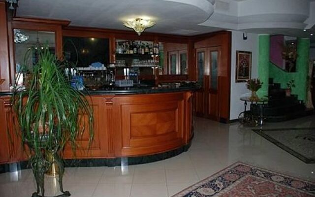 Hotel - Motel Flower