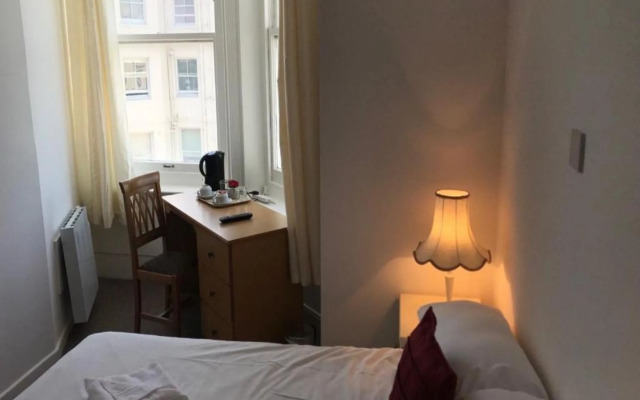 Carlton Courth Hotel Eastbourne