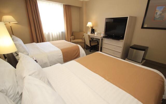 Holiday Inn Convention Center by IHG