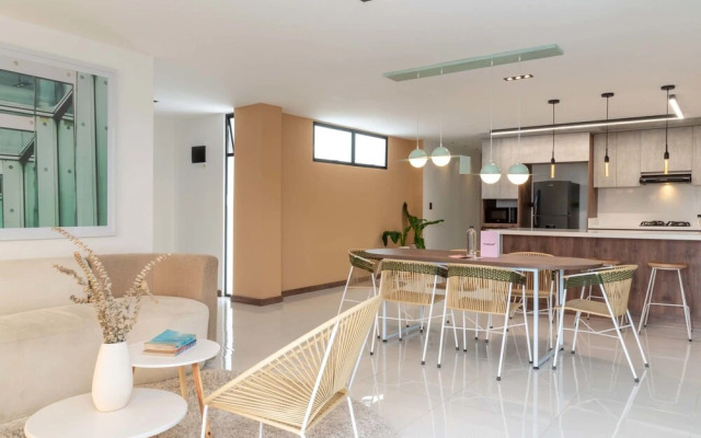 w Stunning 3BR With Terrace in Laureles