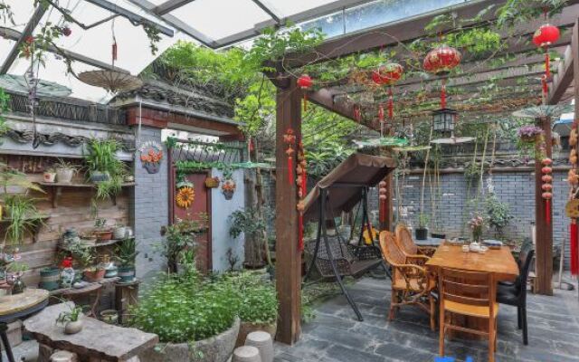 Wuzhen Jinye House
