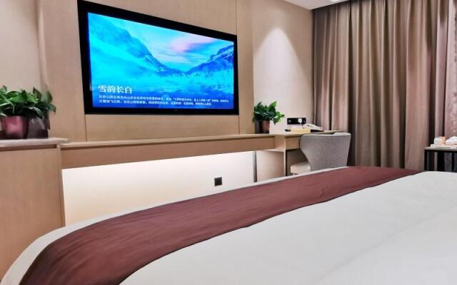 Gya Hotel Jurong England International