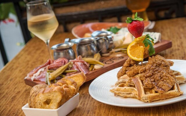 Hilton Garden Inn Mobile Downtown