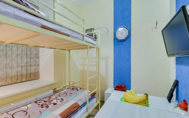 Gravity Apart Hotel