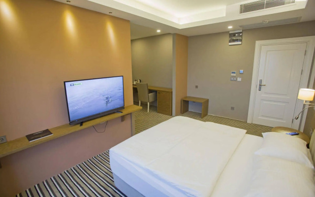 Aktug Hotel