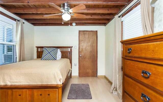 Seashell - Three Bedroom Home