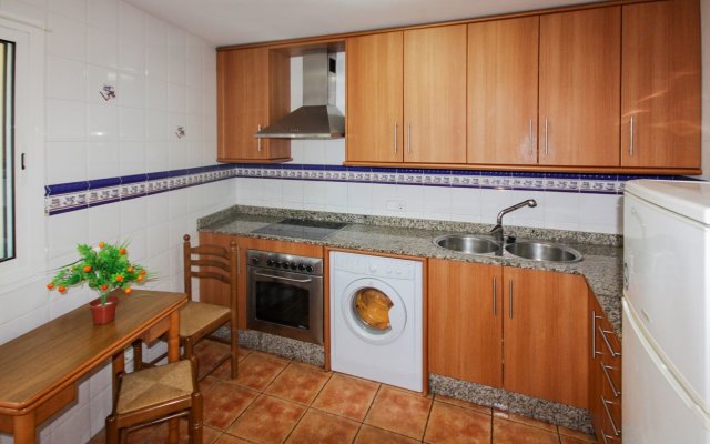 House With 3 Bedrooms in Puerto de Alcudia, With Private Pool and Encl