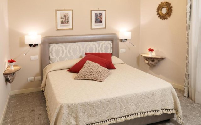 Porta Di Mezzo Luxury suites and rooms