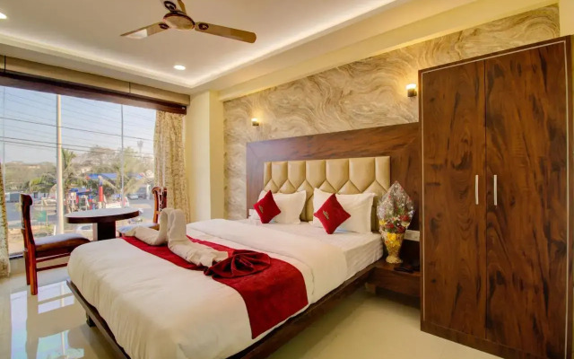 Hotel Samaira Residency