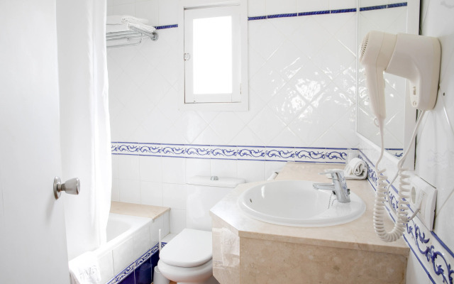 Gavimar Cala Gran Hotel and Apartments